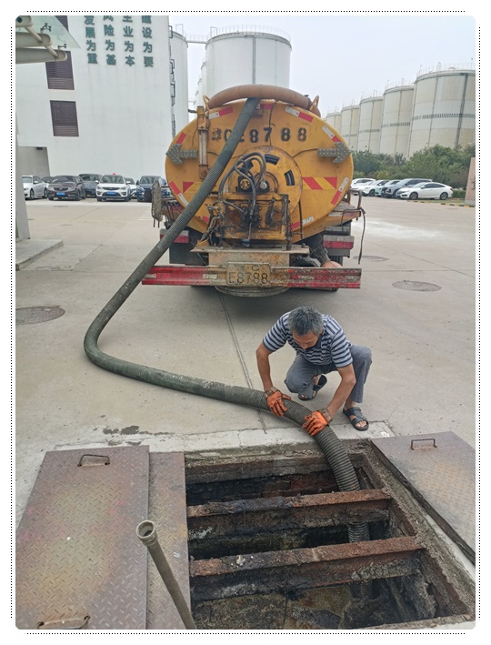 源汇隔油池清掏