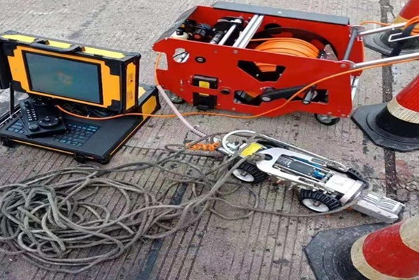 源汇CCTV管道检测机器人